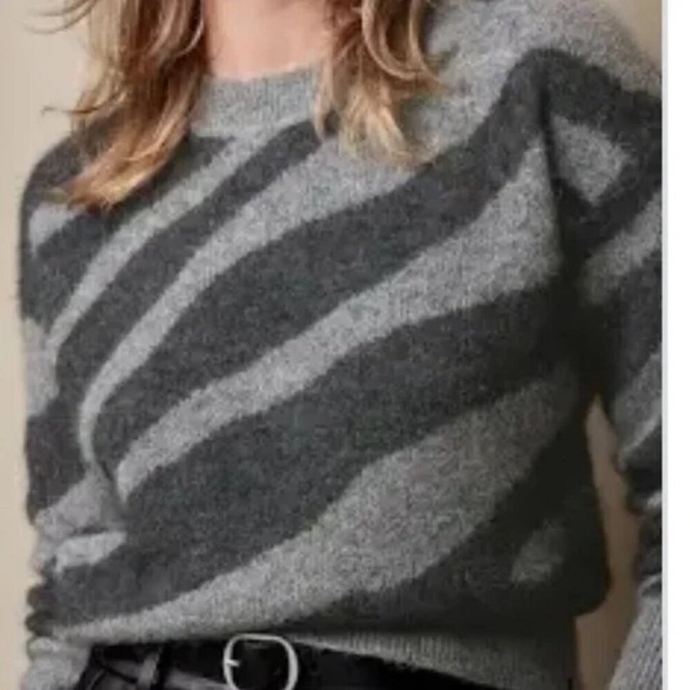 Banana Republic Zebra Wedge Angora Blend Sweater High Neck Gray Size XS